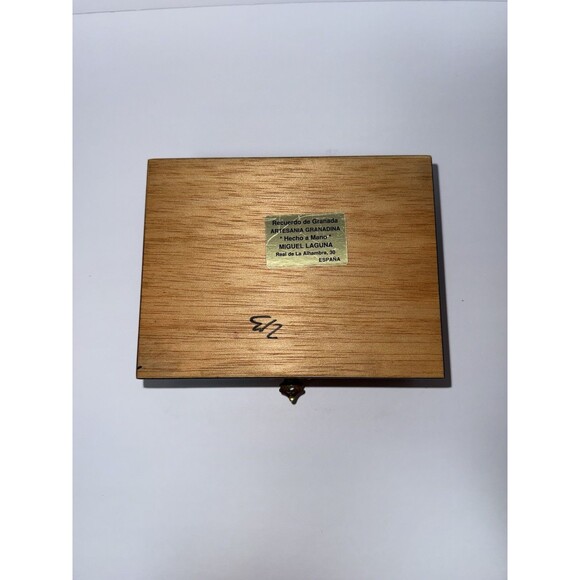 Trinket Box Wooden‎ Inlay Marquetry Box Made In Spain 7” Lined With Red Velvet - Picture 9 of 11